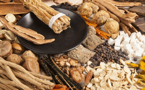 经期可以节食减肥吗 什么人不适合节食减肥 节食减肥注意事项