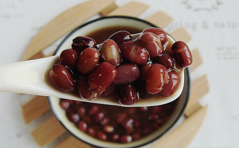 吃什么可以减肥 吃小豆粥可以减肥吗 小豆粥减肥效果