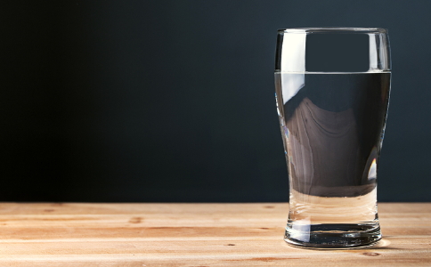 怎么喝水可以减肥 喝水减肥的方法有哪些 喝水可以减肥吗