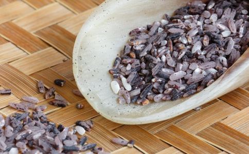 黑米粥能减肥吗 吃黑米粥减肥的方法 黑米粥减肥有效果吗
