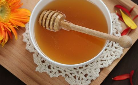 蜂蜜能减肥吗 怎么吃蜂蜜才能减肥 什么时候吃蜂蜜能减肥