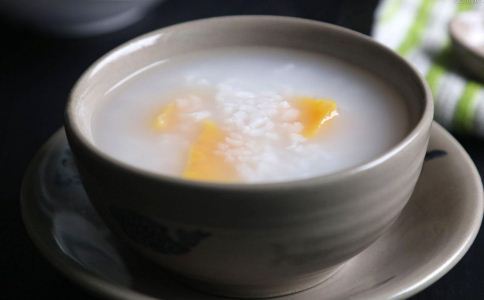 春季减肥喝什么粥 春季减肥吃什么 减肥吃哪些食物