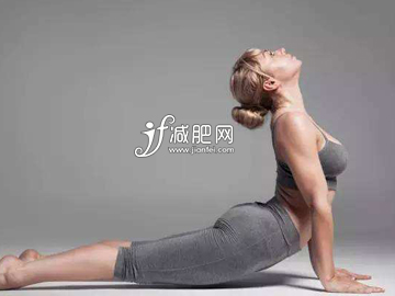 瘦小腹最有效的方法 5式瑜伽超强瘦小腹