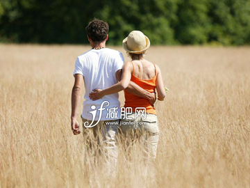 如何减肚子上的赘肉 饭后散散步