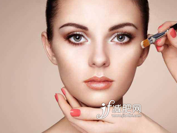 瘦脸运动怎样做有效 10分钟还你紧致小V脸