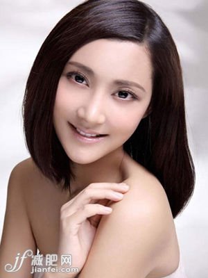 张歆艺拥有精致瓜子脸