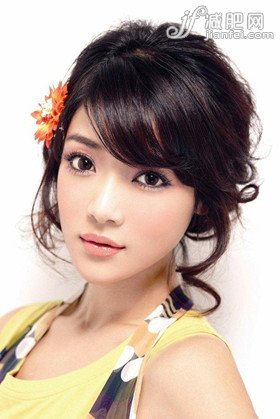 7种有效瘦脸操 缔造芭比娃娃脸