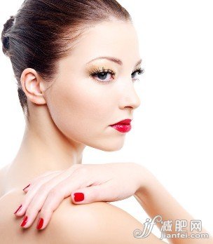 瘦脸小瑜伽 打造瓜子脸
