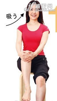 简易骨盆瘦身操还原柔韧曲线
