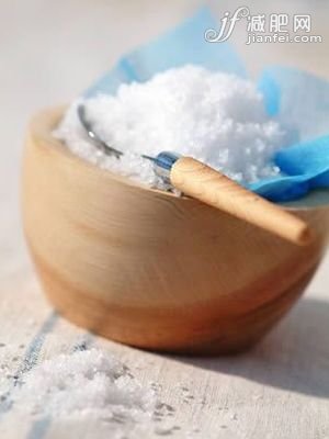 水肿的脸部