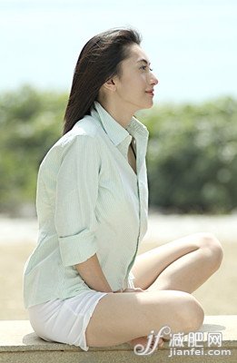 坐着也能瘦 四种姿势轻松瘦大腿