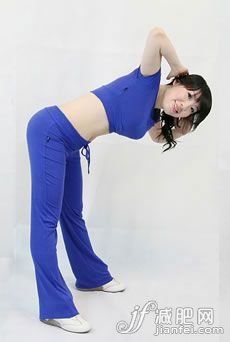 睡前瘦身操 练就比基尼身材