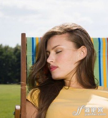 枕头减肥操 10分钟塑完美体态