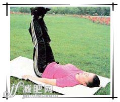 4个减肚子赘肉动作 轻松远离水桶腰