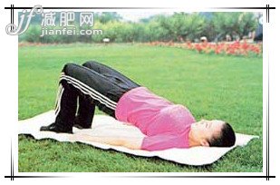 4个减肚子赘肉动作 轻松远离水桶腰