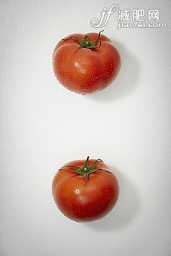 照亮,无人,摄影,红色,阴影_gic10344502_Tomatoes on white background_创意图片_Getty Images China 照亮,无人,摄影,红色,阴影_gic10344502_Tomatoes on white background_创意图片_Getty Images China