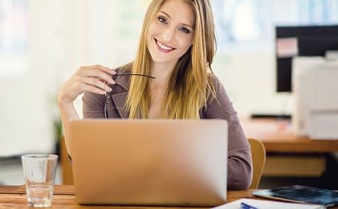 办公室白领要如何减肥 办公白领摆脱虎背熊腰的方法 如何改变虎背熊腰