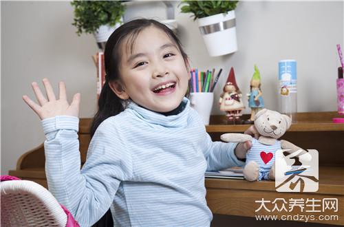 女孩发育期吃什么利于长高