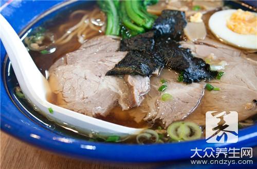 美味木耳鸡蛋炒肉的制作方法