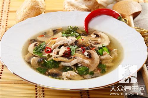 感冒喝鸡汤好，怎么做鸡汤？