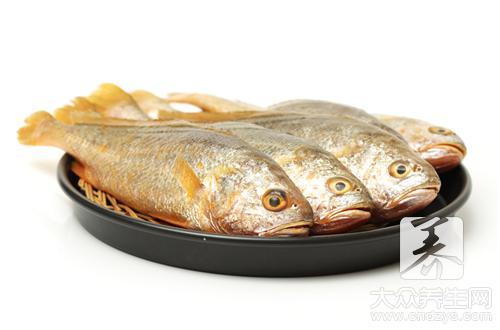 昂刺鱼炖豆腐怎么做呢？