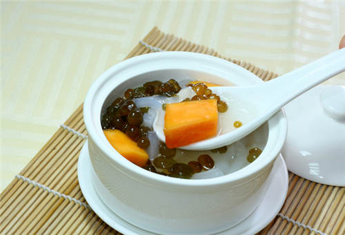 怀孕可以吃雪莲子吗