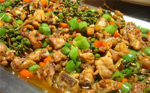 怀孕可以吃小公鸡吗