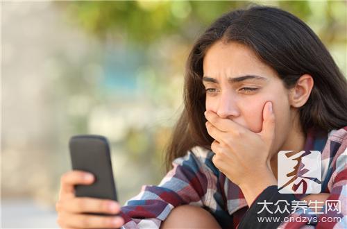 嘴里莫名觉得有点苦？小心！可能是肝胆出了问题
