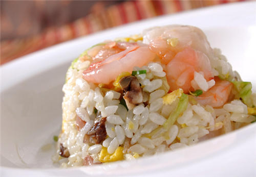 怀孕可以吃虾仁炒饭吗