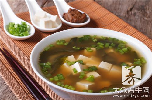 海蛎豆腐汤应该怎么做呢？