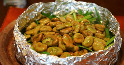 怀孕可以吃炒蚕豆吗