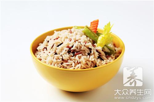 孕妇要注意：孕期饮食的两大误区(2)