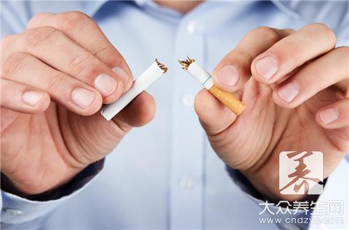 哪些气味是对宝宝健康有害，香水还是香烟？(4)