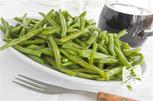 鼻梁上长豆怎么办