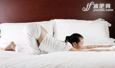 睡前瑜伽 10分钟打造气质女