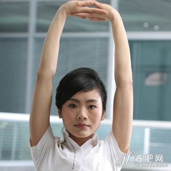 办公室瑜伽16招OL坐着变瘦