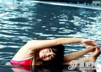 瘦身排毒丰胸 5步水中瑜伽