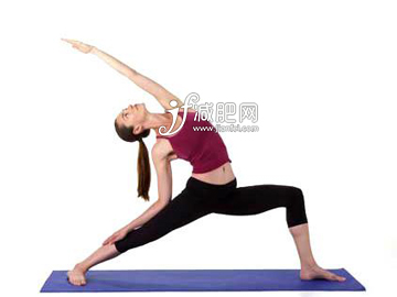 想要塑身什么运动好 反转战士式平坦紧致腹部