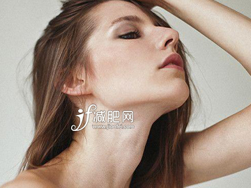 最容易忽视的减肥部位 5式瑜伽打造诱人美劲