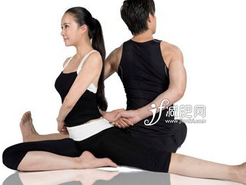 情人节如何快速减肥 双人瑜伽助力情人节