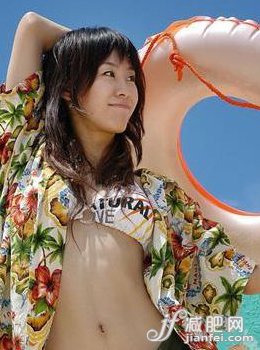 仰卧起坐帮助女性消灭小肚腩