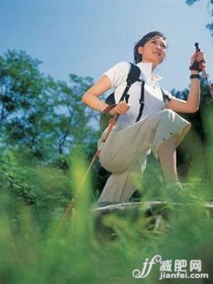 爬山对心肺功能的锻炼效果更佳