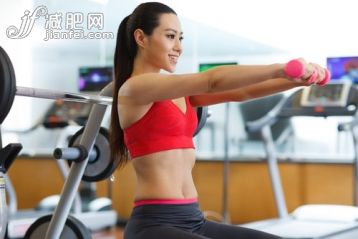 室内,人,微笑,美女,满意_8fe75abb2_青年女人健身_创意图片_Getty Images China 室内,人,微笑,美女,满意_8fe75abb2_青年女人健身_创意图片_Getty Images China