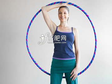 如何减肥瘦腿瘦肚子 运动减肥瘦身法　转呼啦圈
