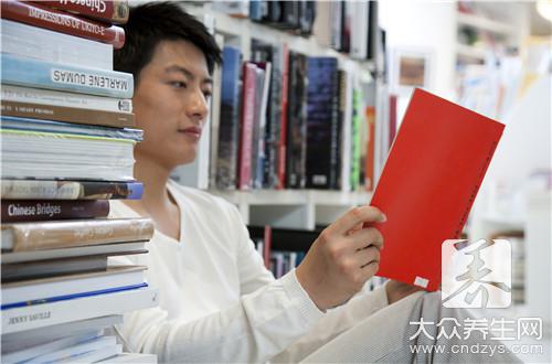 高中生入睡困难怎么办呢？