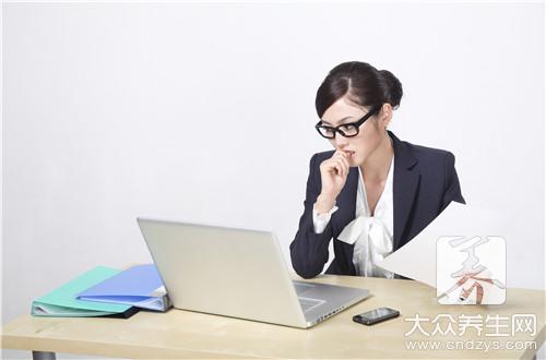 男女睡前这么干心脏肯定受不了 男女睡前这么干心脏肯定受不了 (1)