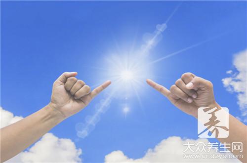 十指连心 教你如何从手指变辨疾病(5)