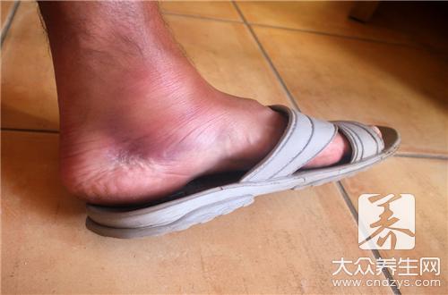 腋窝下有肿块是怎么回事