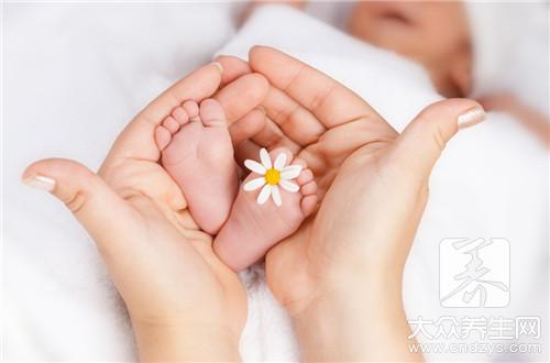 一、黄疸的程度：
