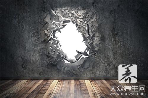 脚裂口子怎么办